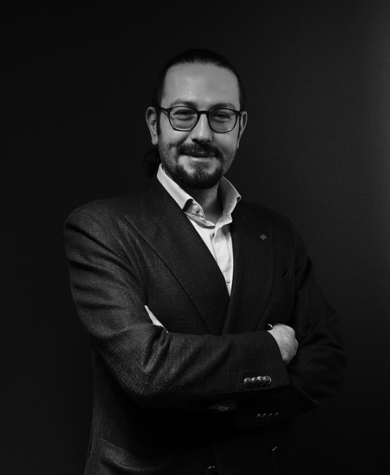 Op. Dr. Sinan Eroğlu, İstanbul’da rinoplasti alanında çalışan cerrah